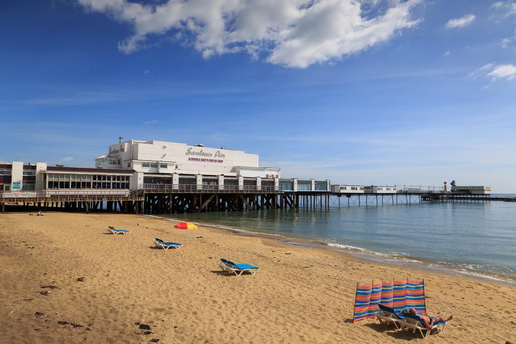 Bayshore Hotel Sandown Exterior photo